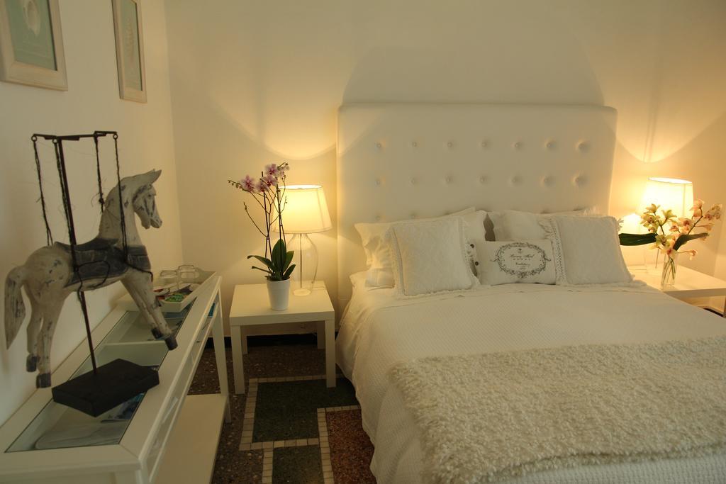 B&B Piazza Italia Σέστρι Λεβάντε Εξωτερικό φωτογραφία